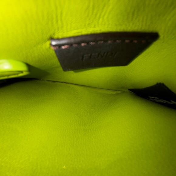 FENDI Green Wallet Case - Picture 5 of 5